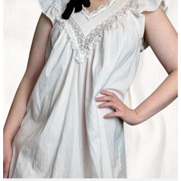 Vintage 1980s Barbizon Pale Pink Lace Slip Size S/M - Picture 1 of 7